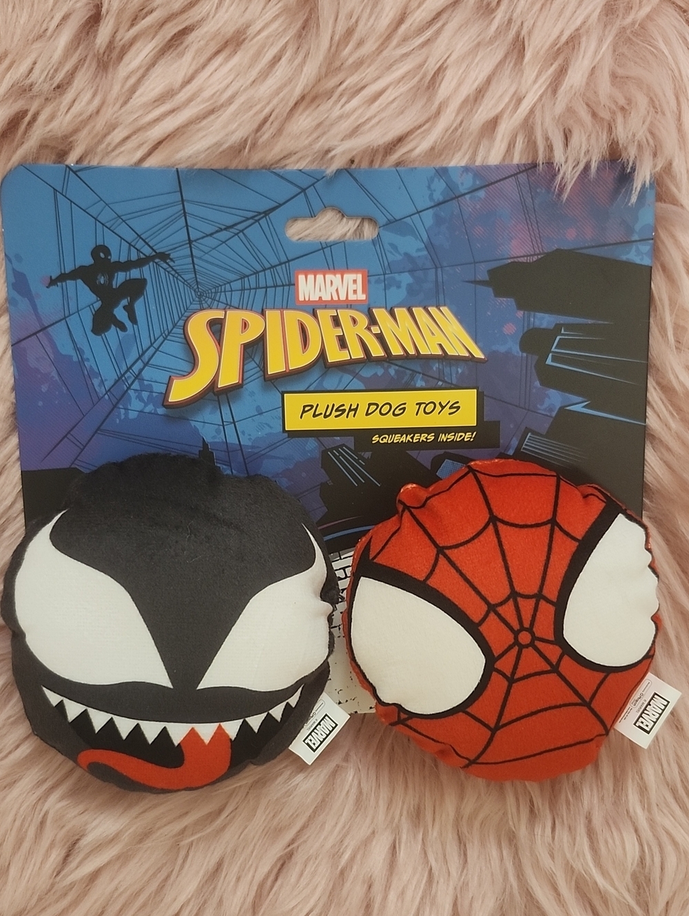 Brand New MARVEL SPIDERMAN PLUSH W/SQUEAKER Dog Toy